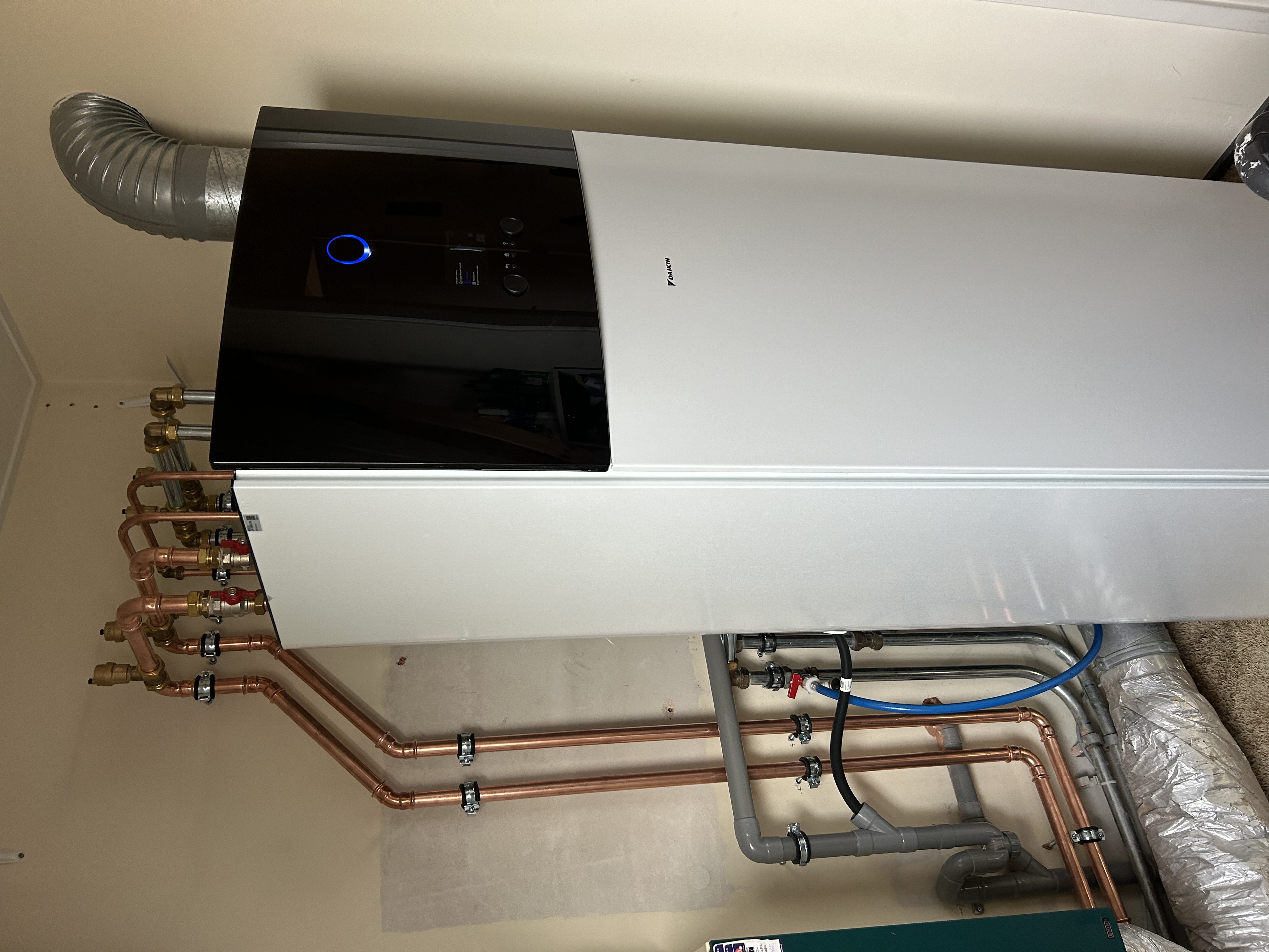 Daikin Altherma binnenunit all-electric warmtepomp – Heijmen Klimaattechniek